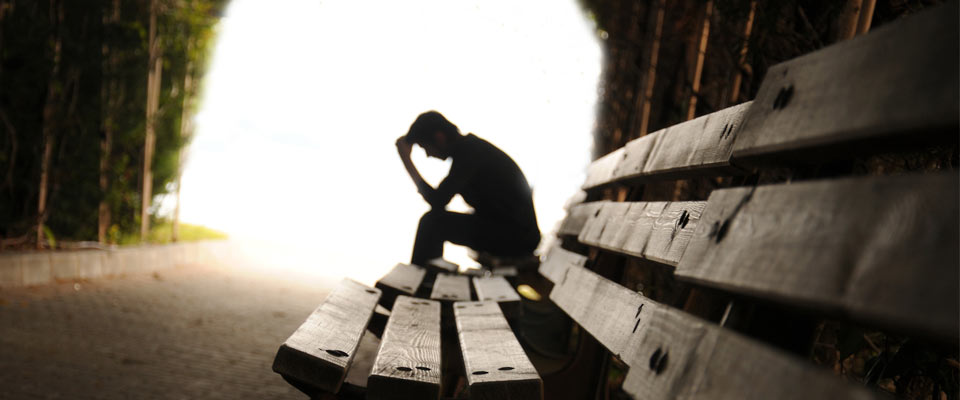 Soledad emocional: estar acompañado sin sentirse comprendido | Elia Lastra - Psicólogo Santander